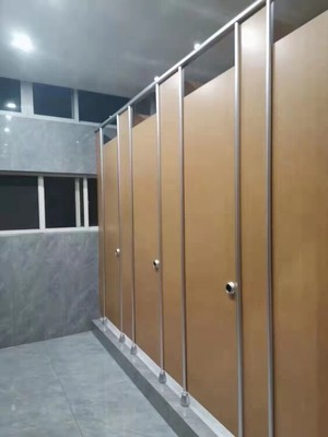 河南公廁隔斷廠(chǎng)衛(wèi)生間隔斷工程報(bào)價(jià)價(jià)格